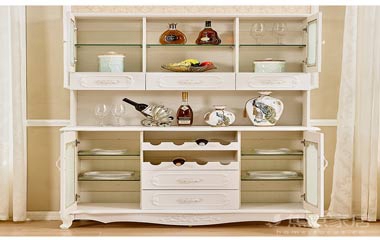 大氣美觀又實(shí)用的酒柜樣式，讓你家的顏值驚呆朋友圈！