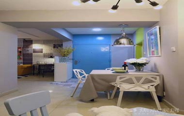 你家餐廳太擠了，看看別人家的！