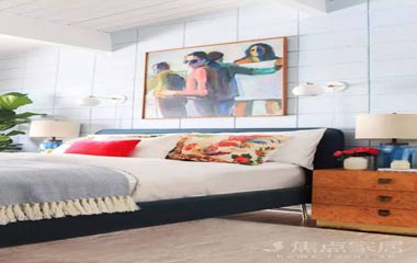 想提高臥室顏值?請好好利用這面床頭背景墻!