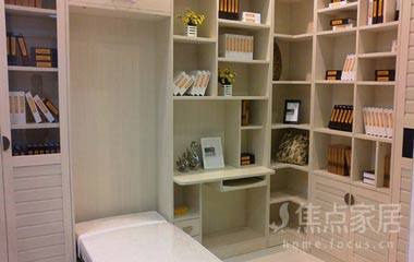 集壁柜書柜于一體，你這么全能人類造嗎？