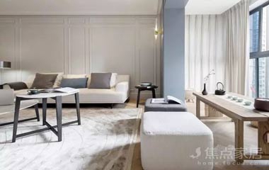 以灰色的高冷開頭，用陽光的溫柔結(jié)尾