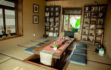 典雅的東方式風(fēng)格演繹著