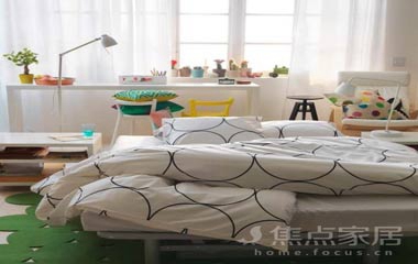 簡約風(fēng)格臥室設(shè)計