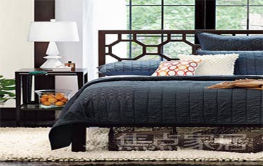 告別紅綠 時尚藍(lán)色圣誕臥室布置