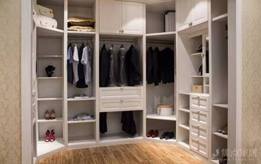 衣柜并非越大越好，內部結構與會整理更重要！