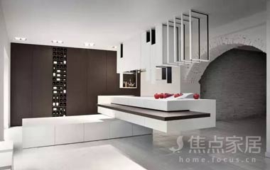 這才是廚房，你那就叫灶臺！