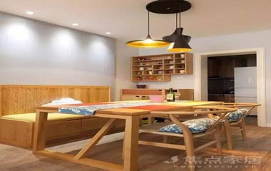 家里餐廳這樣設計，讓你告別蜷縮在茶幾和沙發上用餐的窘境