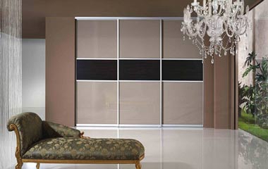 關于臥室壁柜裝修設計