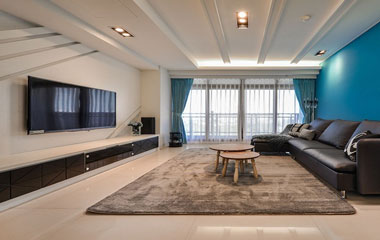 優雅而寧靜的藍色 如一幅靜謐畫作