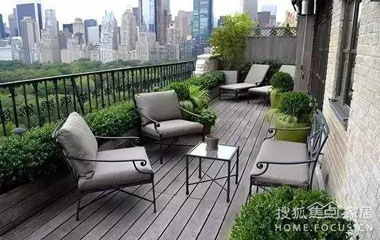 復式露臺裝修風格，偷得半日閑