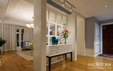 八招教你打造好看的客廳玄關！