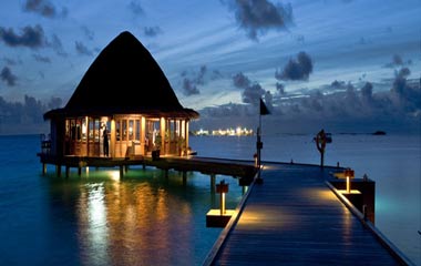 結婚蜜月圣地馬爾代夫安納塔拉維拉瓦魯島度假