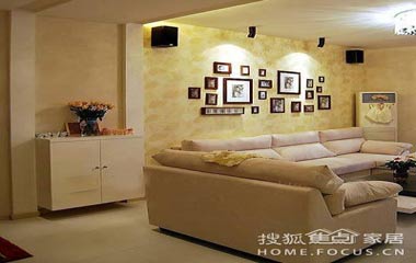 為新家增添更多色彩 家居裝飾畫的搭配有講究