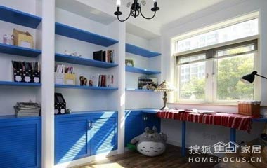 濃郁海風 地中海式書房讓你真正暢游在書海