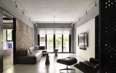 邂逅浪漫老屋 軸線中的完美窗景