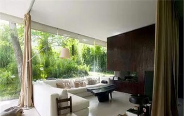 8款客廳裝修案例 得益于玻璃墻設計