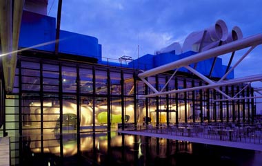 法國蓬皮杜藝術中心Georges餐廳 夸張+夢幻