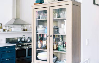 擁有整面書墻的挑高公寓 最夢幻的家居設計