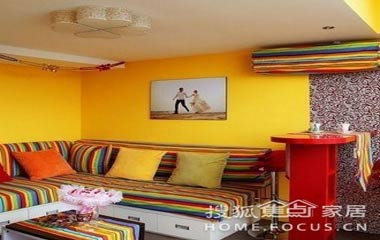 色彩繽紛家居 彩虹控6萬裝35平復式