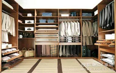衣服太多沒地放 衣帽間合理規(guī)劃設計