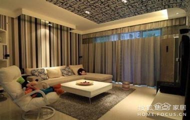 網(wǎng)友曬90平二居室 條紋控最愛