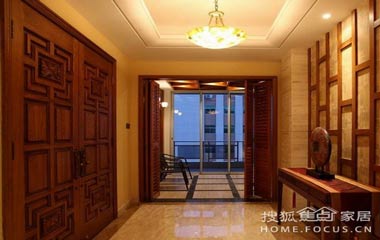 玄關衣柜門的設計及其材質