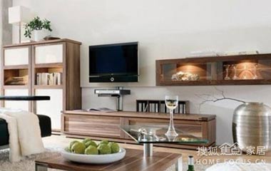 80木質(zhì)裝修美家 親近自然更親近你