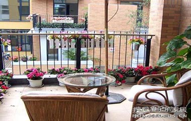 田園風格陽臺的裝修技巧