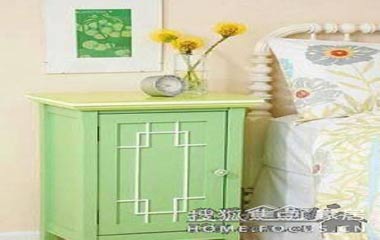 老式床頭柜：“動動手腳” 舊物也有新風景