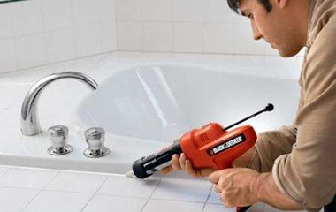 裝修殘留的玻璃膠如何去除