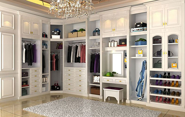 如何選購合適的整體衣柜