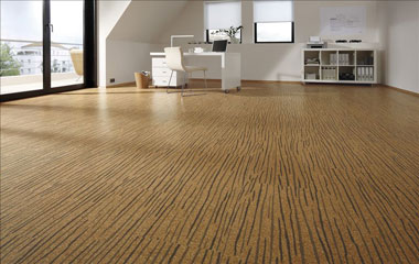 聚焦：地板為何“翹首以待”？