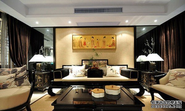 中式風格色彩或古樸凝重，或艷麗至極